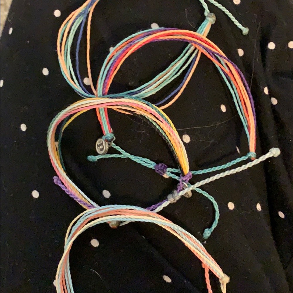 4 pura vida bracelets
